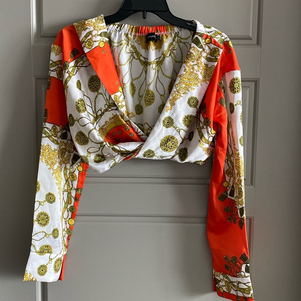 Cropped baroque print top